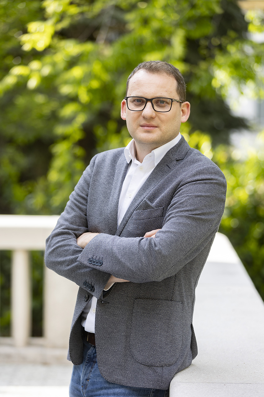 Kavecsánszki Ádám